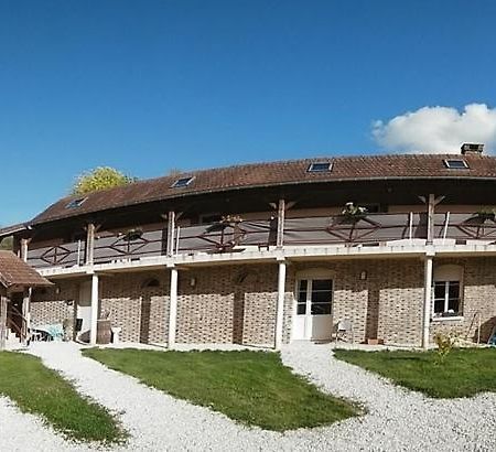 Les gites du lavoir Villemoiron-en-Othe Extérieur photo